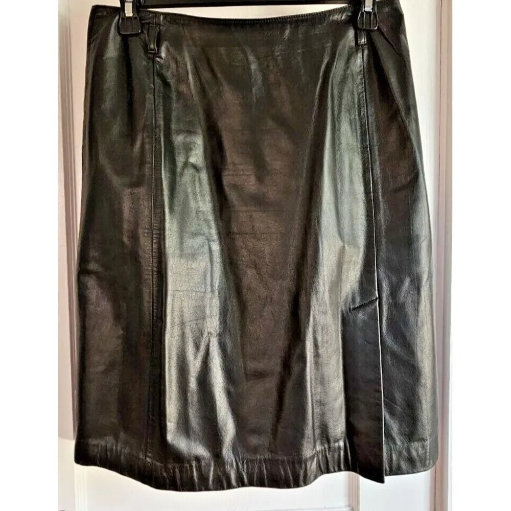 LOFT 100% Leather Black straight Pencil Skirt Women's Size 8‎ front slit lined